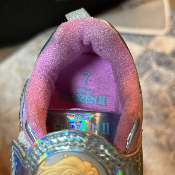 NWOT Frozen Light Up Shoes - Picture 6 of 6